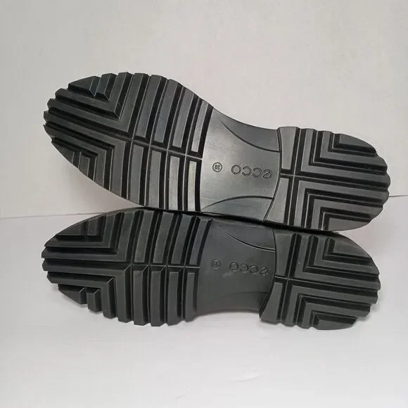 Ecco Red Ankle Boots - Picture 4 of 16